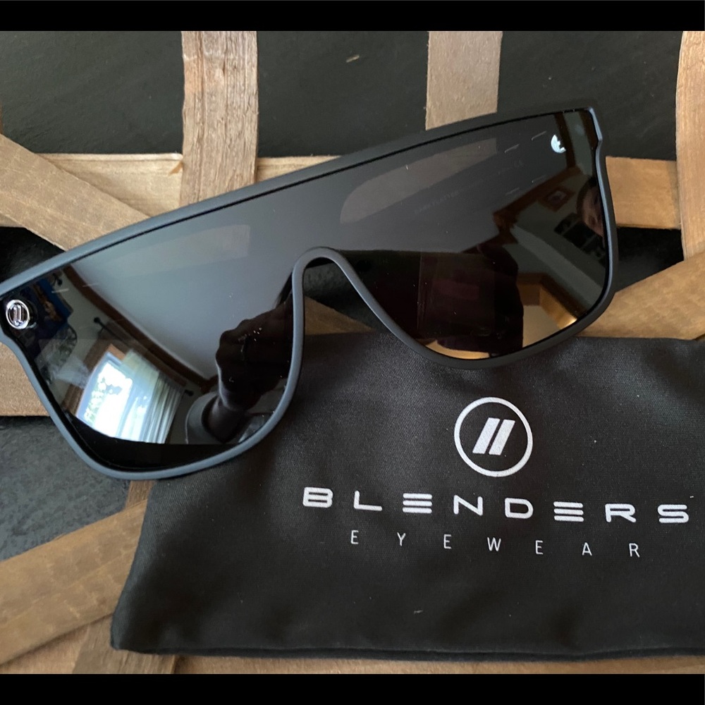 Blenders Eyewear Sunglasses- Brand New!